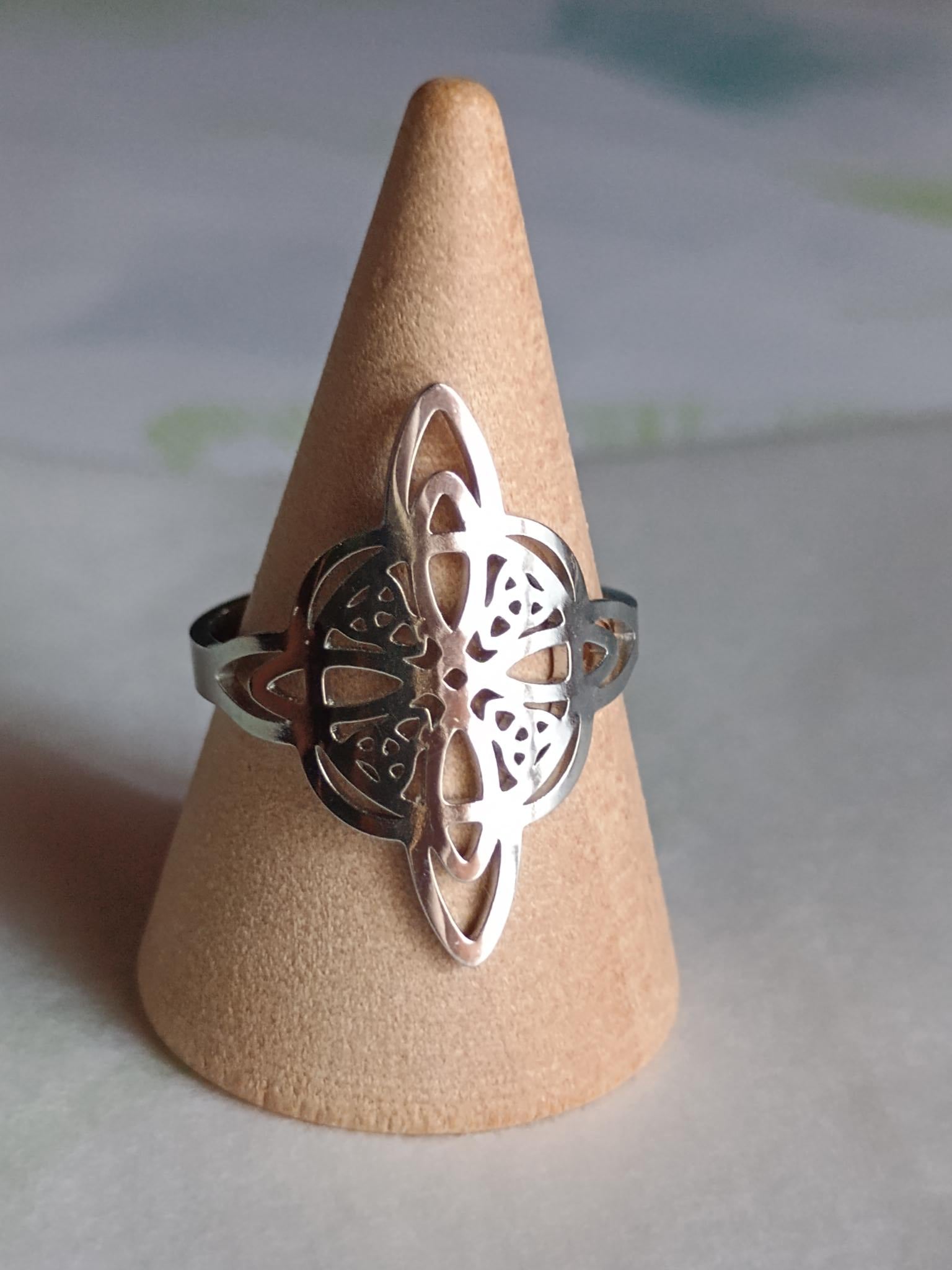 Bague  Nœud de sorcière